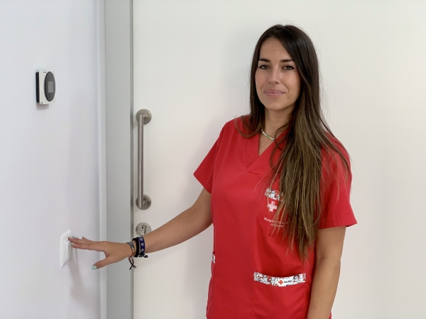 El Hospital Cruz Roja de Córdoba pone en marcha la Campaña “Apaguemos la luz” para  concienciar  sobre la Migraña