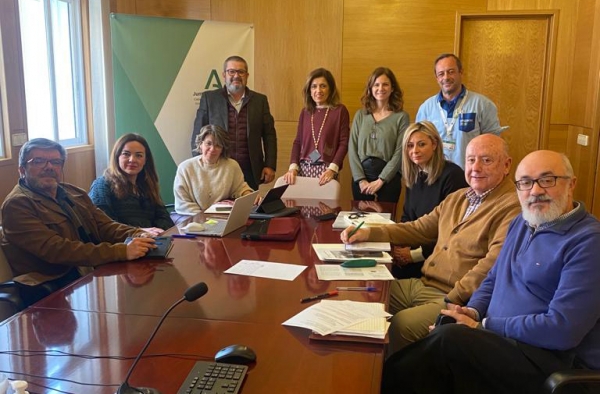 La Delegación de Salud y Consumo en Córdoba acoge la segunda reunión del grupo provincial de Humanización